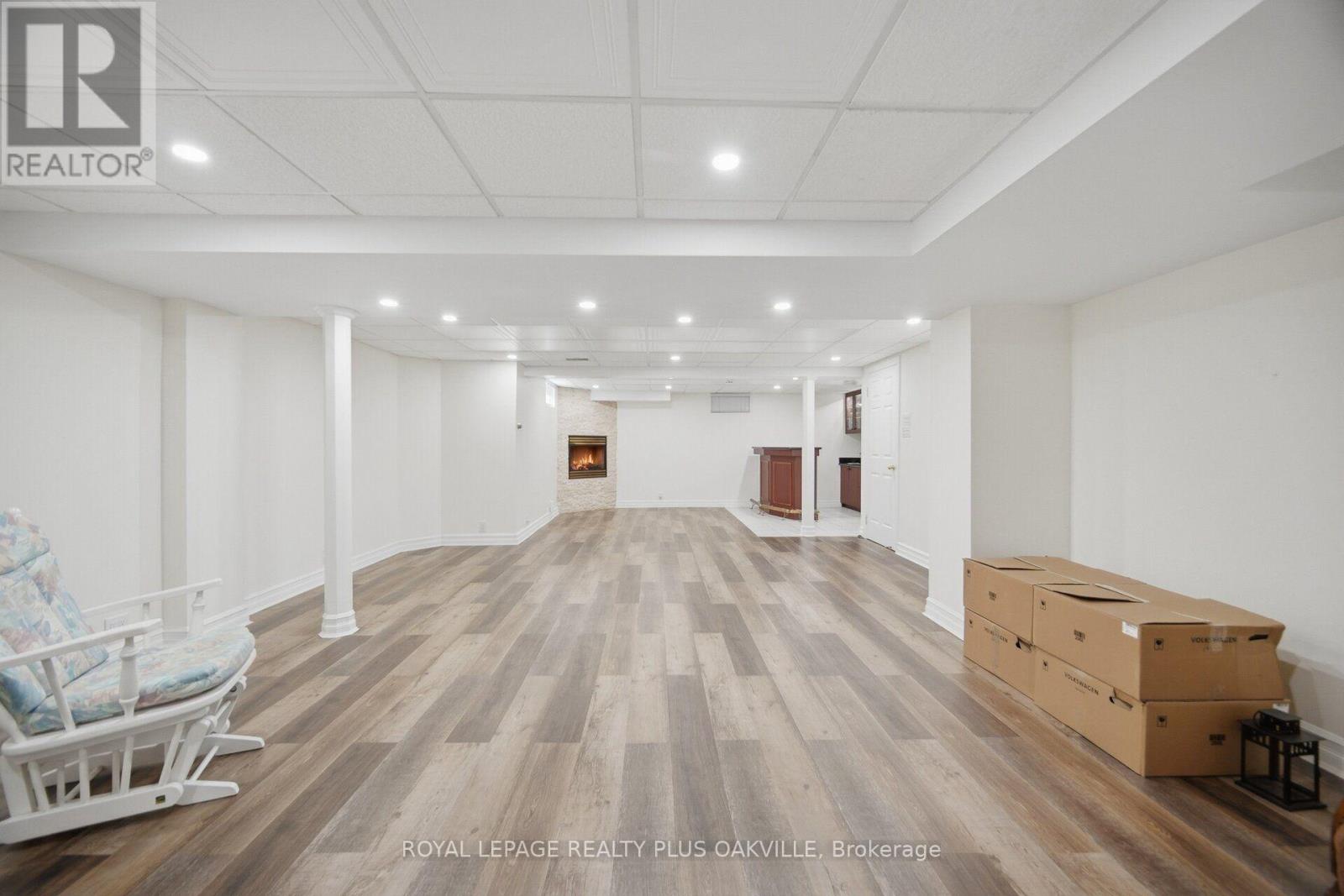 5892 Glen Erin Drive, Mississauga, Ontario  L5M 5K4 - Photo 32 - W13878098