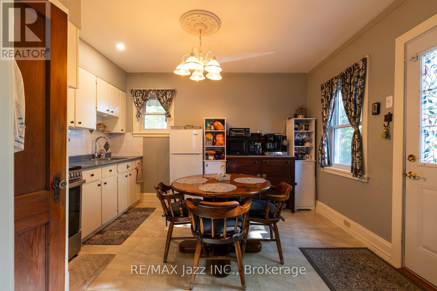 34 Jackson Avenue, Peterborough, Ontario  K9J 5B9 - Photo 12 - X13875478