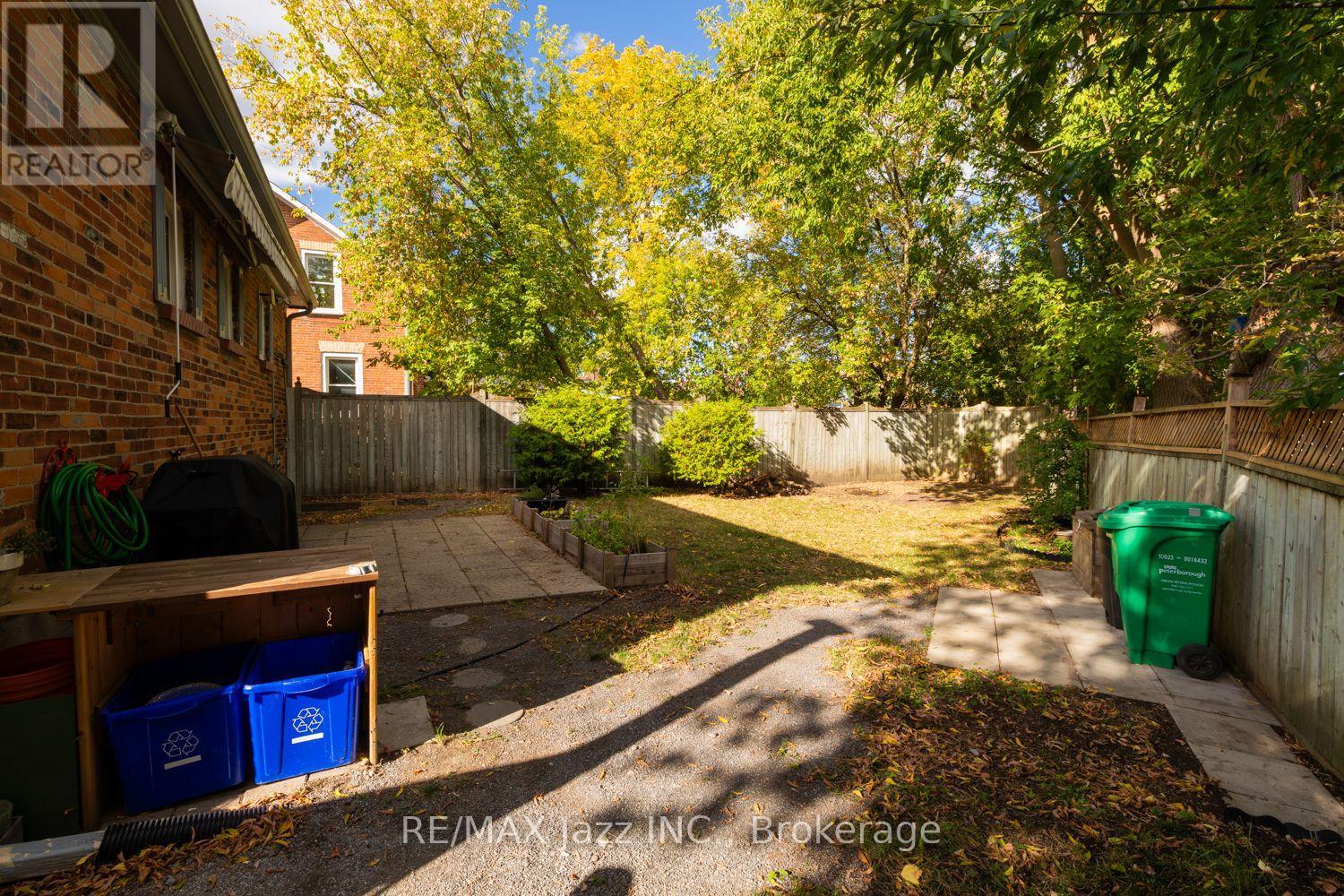 34 Jackson Avenue, Peterborough, Ontario  K9J 5B9 - Photo 9 - X13875478