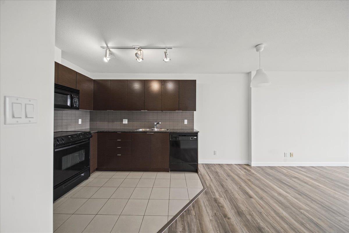 2701 13618 100 AVENUE