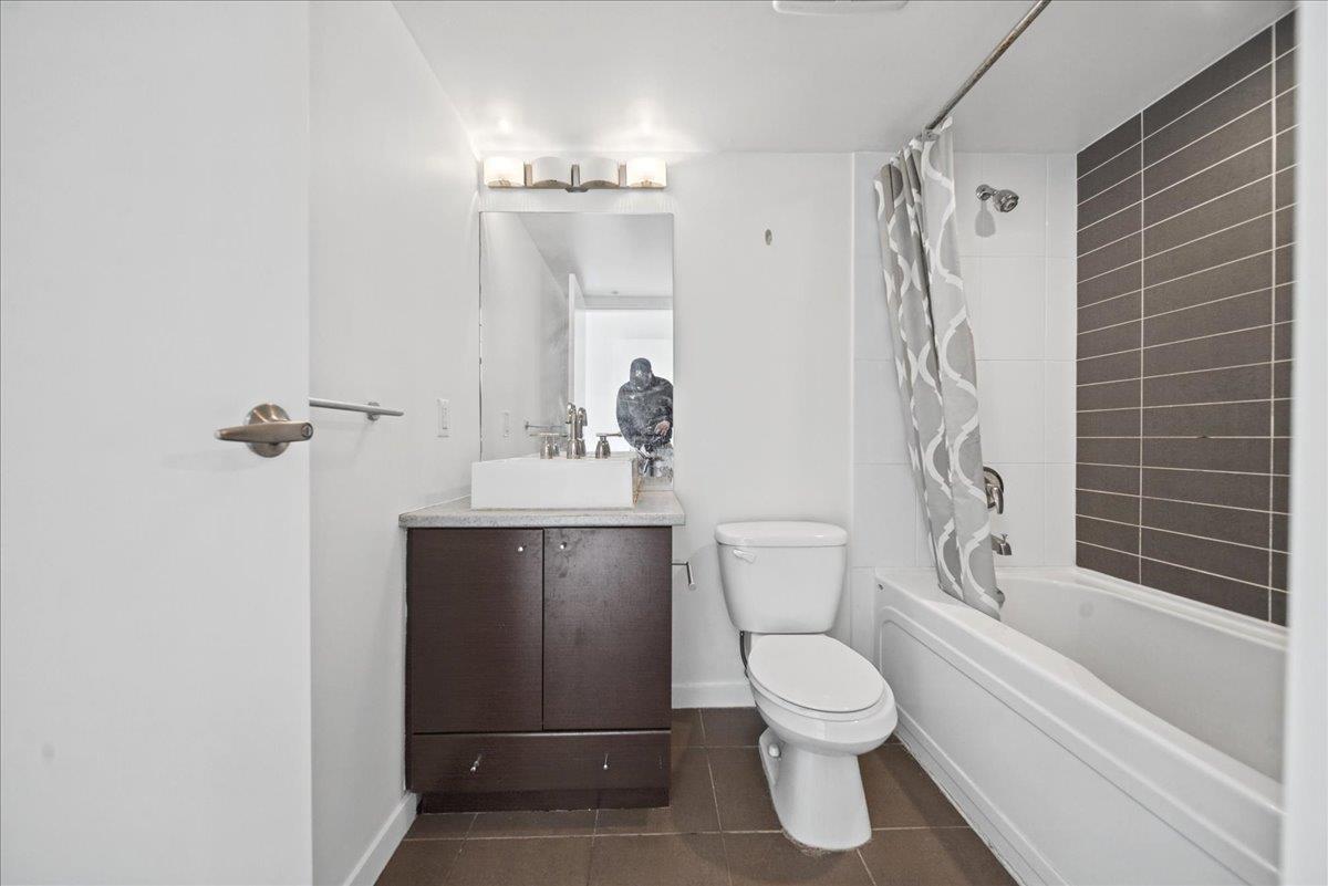 2701 13618 100 AVENUE