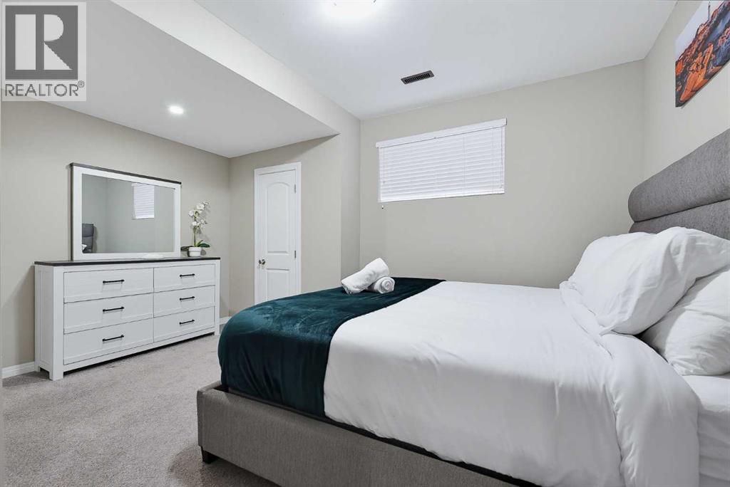 212 Lakepointe Drive, Chestermere, Alberta  T1X 0R3 - Photo 37 - A2349594