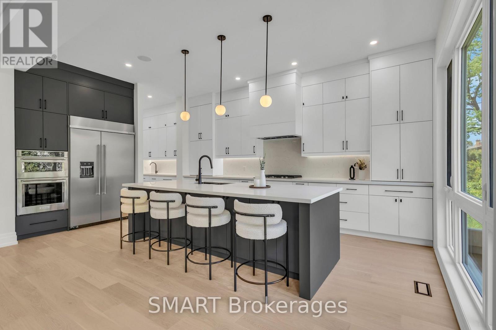 25 Cronin Drive, Toronto, Ontario  M9B 4T7 - Photo 36 - W12940514