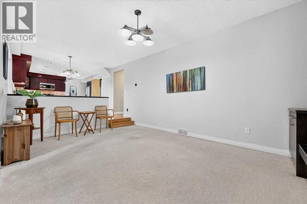 316 Parkland Way SE