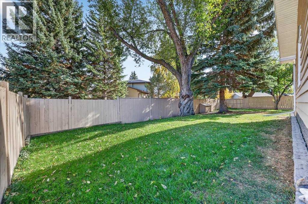 316 Parkland Way SE