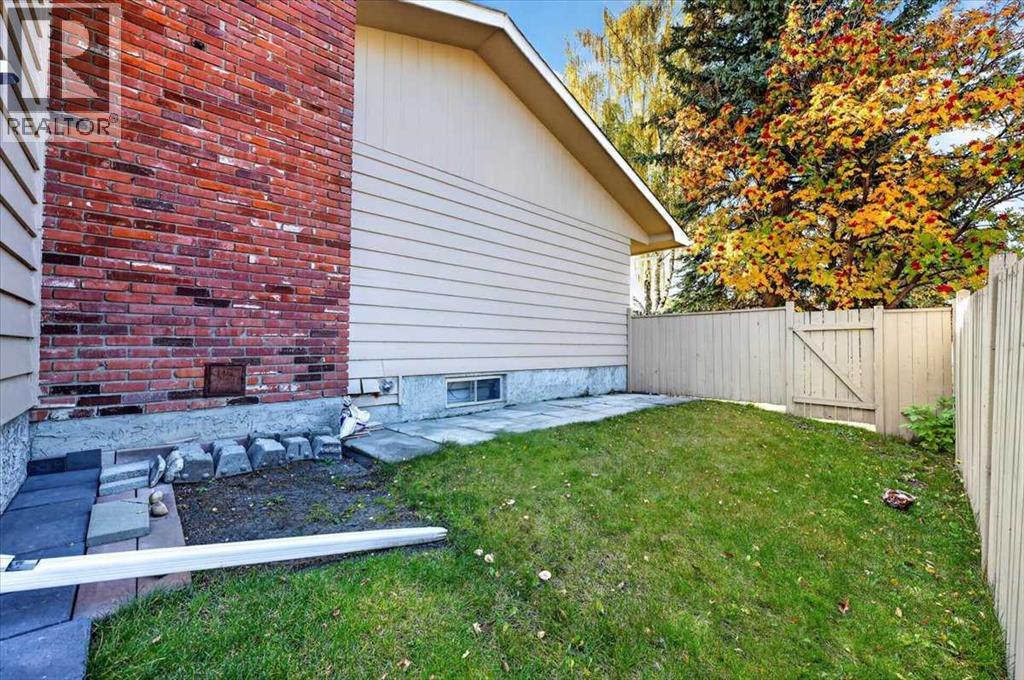 316 Parkland Way SE