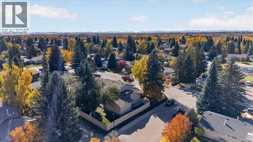 316 Parkland Way SE