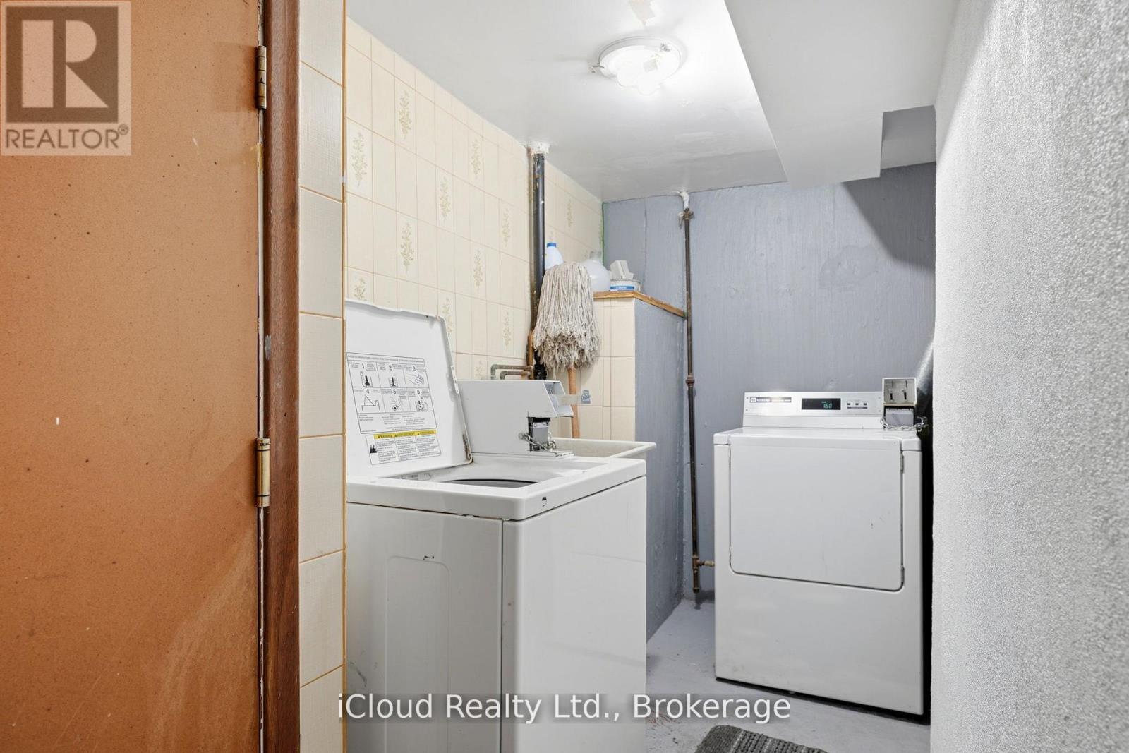 29 Langstone Crescent, Halton Hills, Ontario  L7G 4N2 - Photo 23 - W13878246