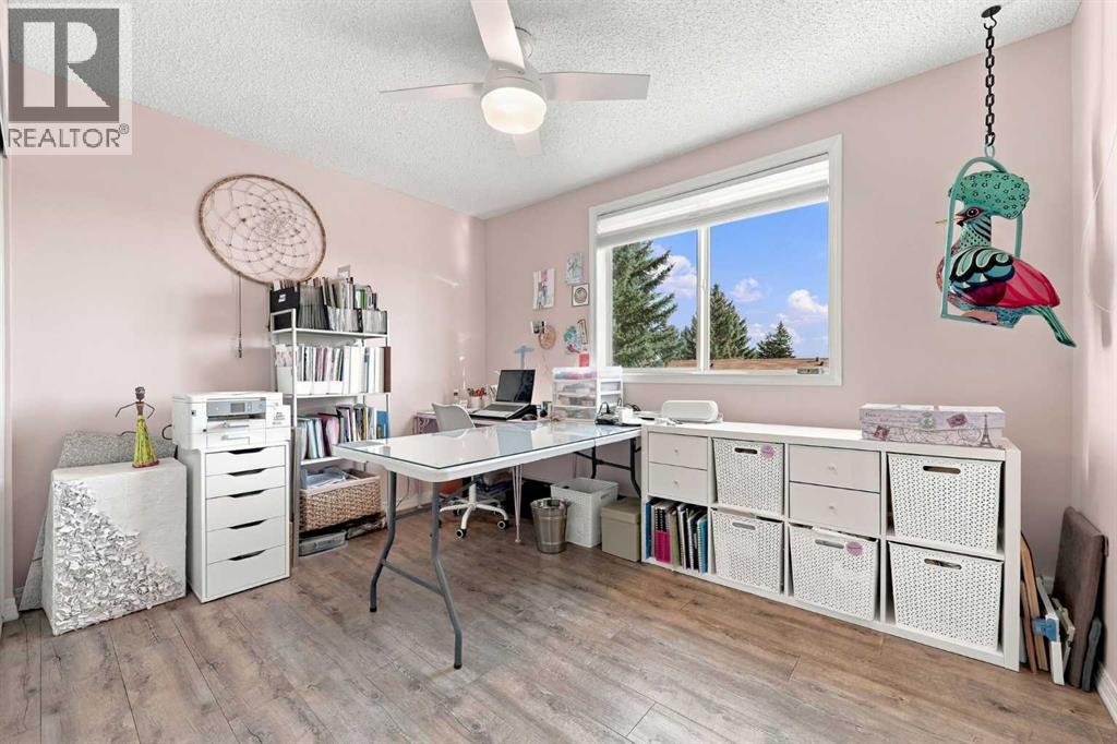 220, 2022 Canyon Meadows Drive Se, Calgary, Alberta  T2J 7H1 - Photo 20 - A2349314