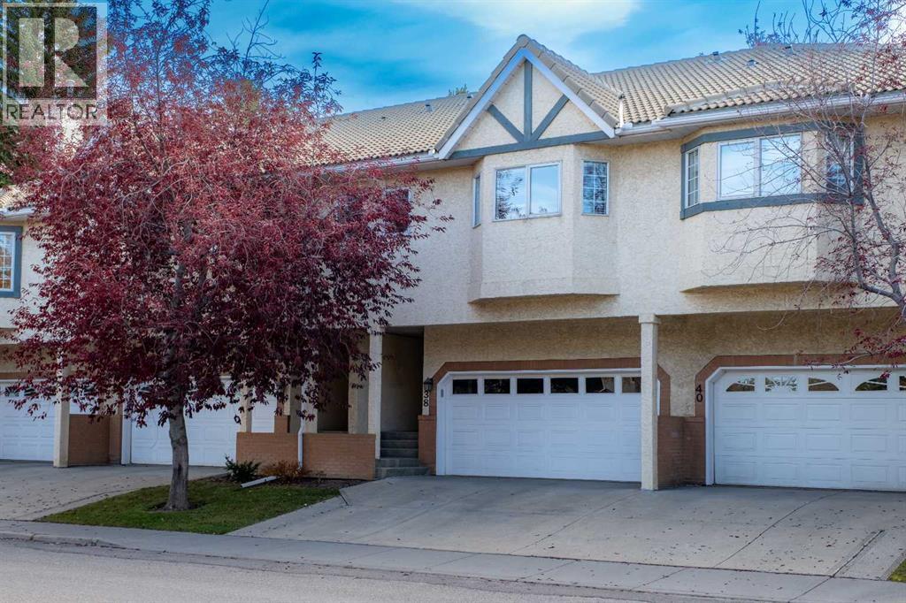 38 Richelieu Court SW