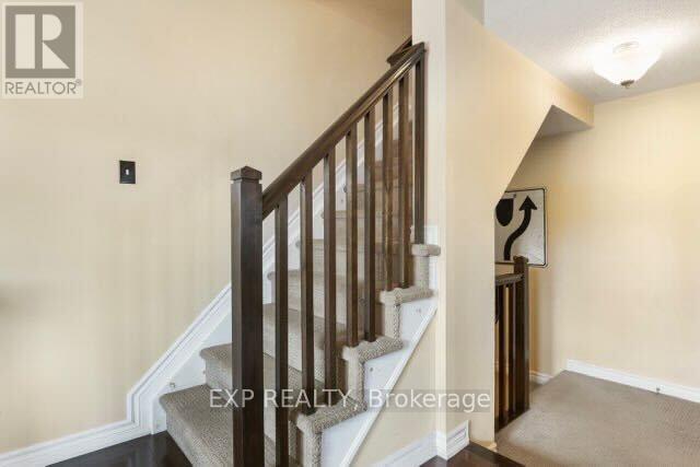 2439 Nutgrove Avenue, Ottawa, Ontario  K2J 0X4 - Photo 7 - X13878506