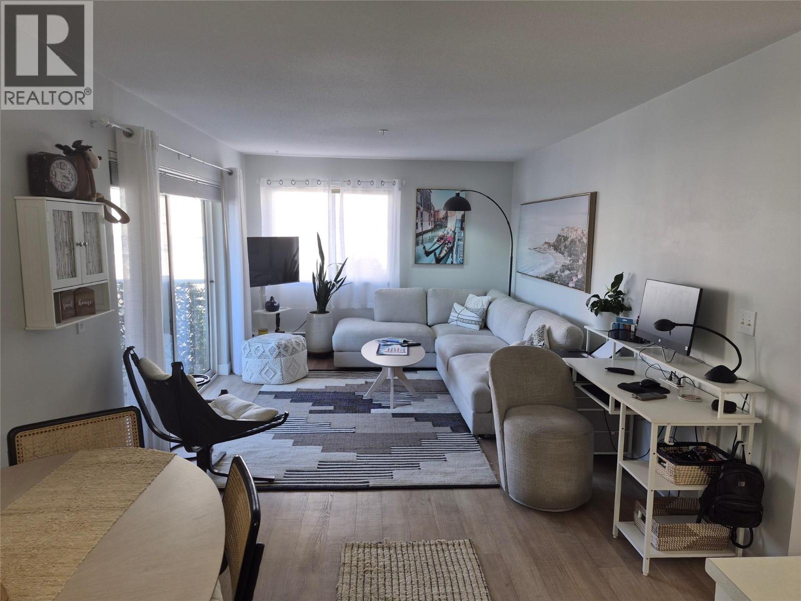 360 BATTLE Street Unit# 204