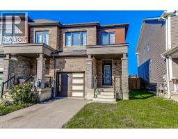80 OAKTREE Drive, Caledonia, Ontario