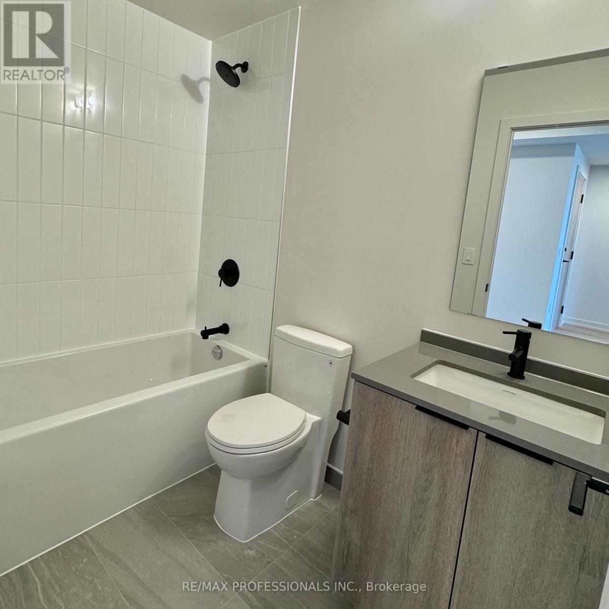 901 - 181 Sterling Road, Toronto (Dufferin Grove), Ontario  M6R 2B2 - Photo 6 - C13878528