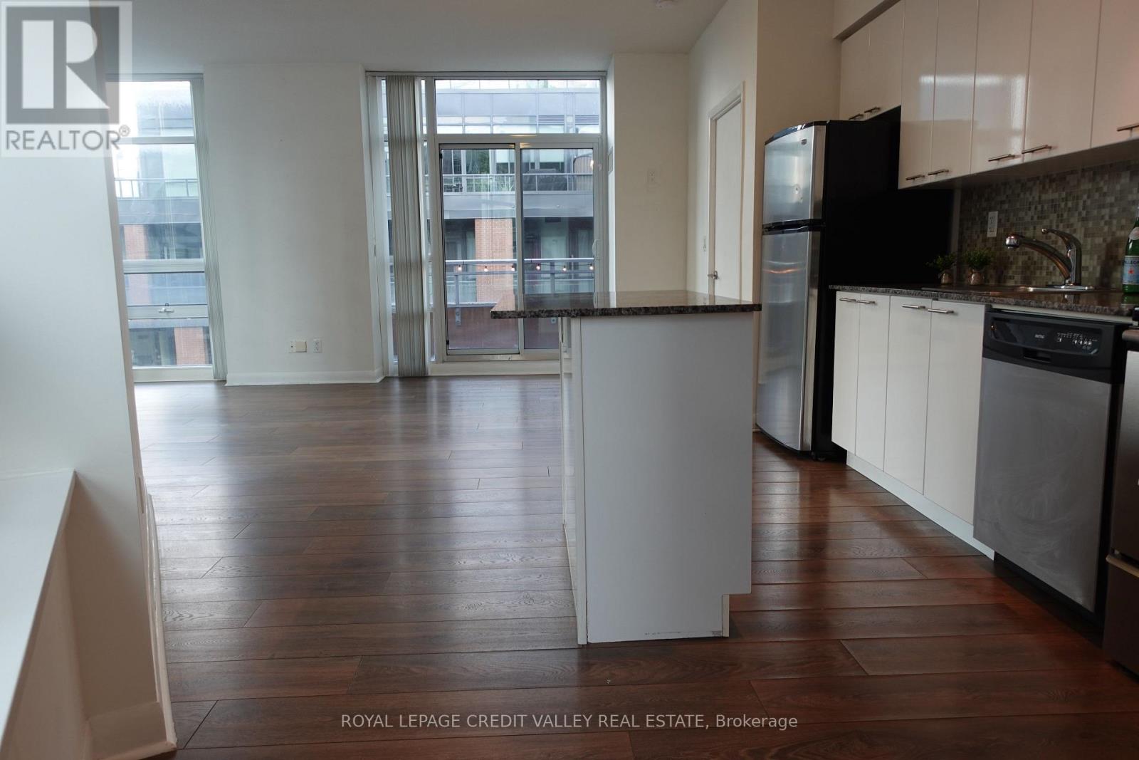 614 - 15 Bruyeres Mews, Toronto, Ontario  M5V 0A7 - Photo 6 - C13878630
