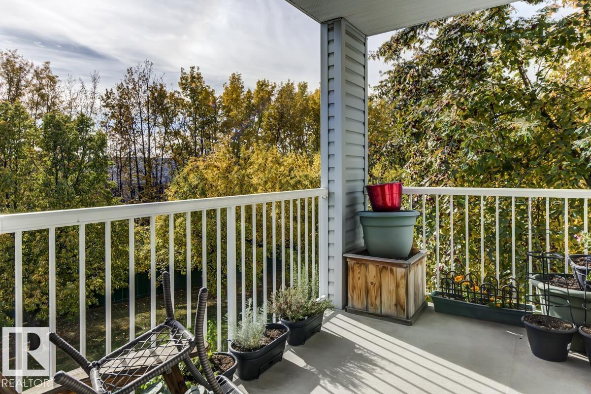 #214 905 BLACKLOCK WY SW