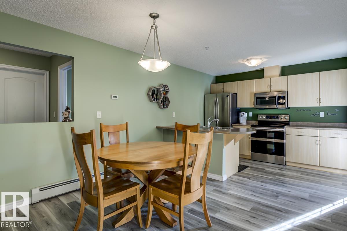 #214 905 BLACKLOCK WY SW