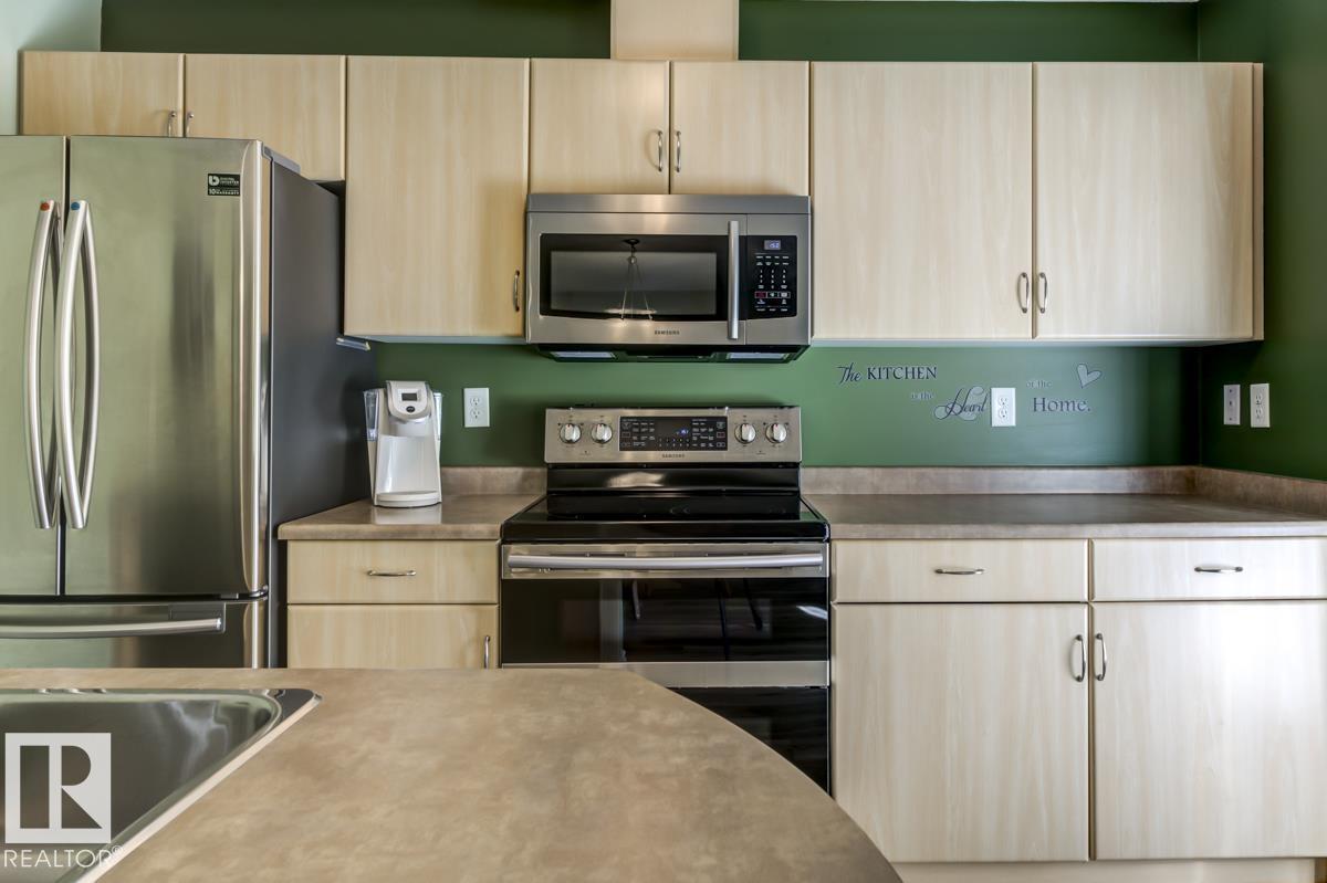#214 905 BLACKLOCK WY SW
