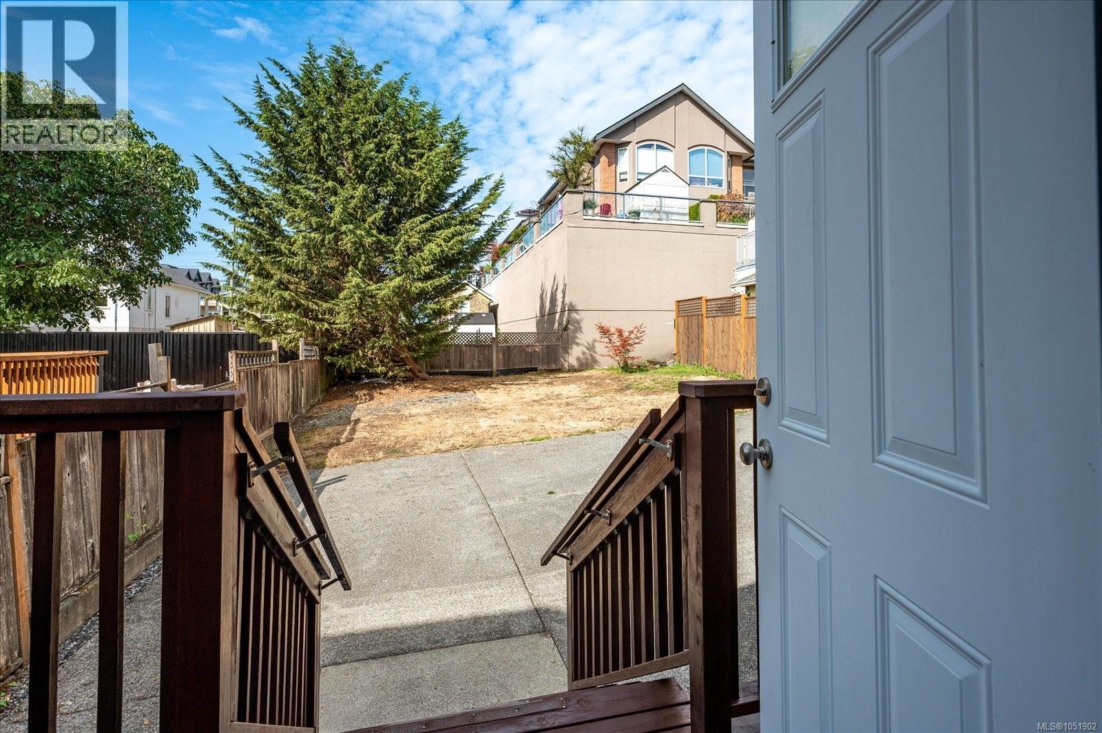 351 Wesley St
