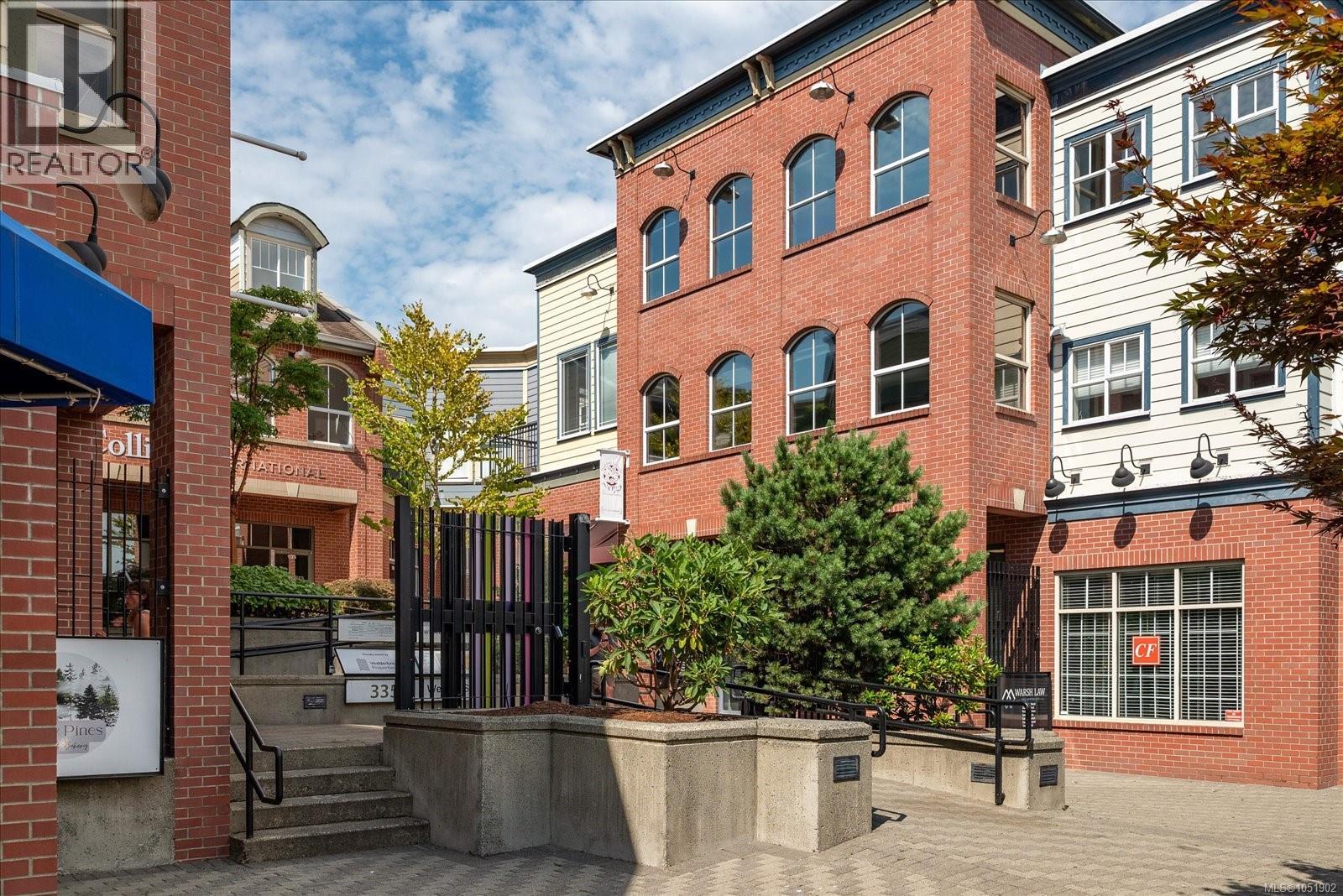 351 Wesley St