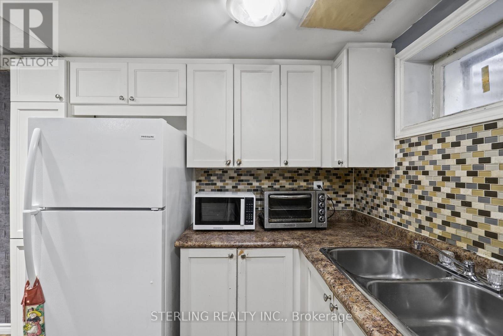 27 Oakmeadow Boulevard, Toronto, Ontario  M1E 4G3 - Photo 27 - E13878558