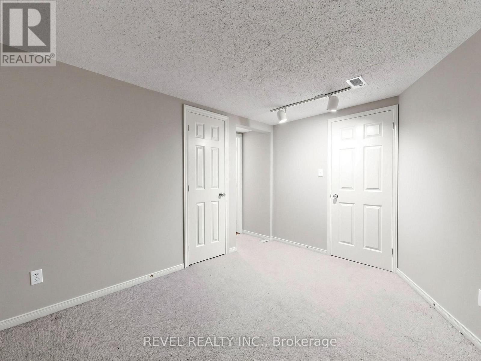 Lower - 831 Regal Crescent, Pickering, Ontario L1X 2P8 - Photo 28 - E13878638
