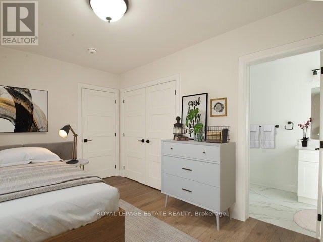 Upper - 22 Wineva Avenue, Toronto, Ontario  M4E 2S9 - Photo 2 - E13878716