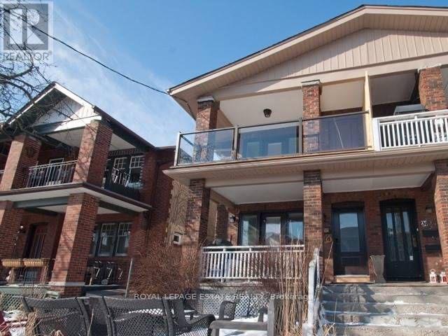 Upper - 22 Wineva Avenue, Toronto, Ontario  M4E 2S9 - Photo 7 - E13878716