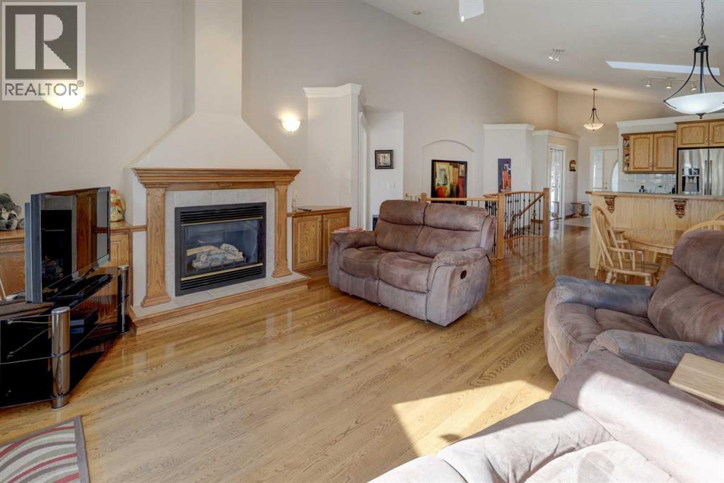45 Panorama Hills Manor Nw, Calgary, Alberta  T3K 5K6 - Photo 7 - A2350493