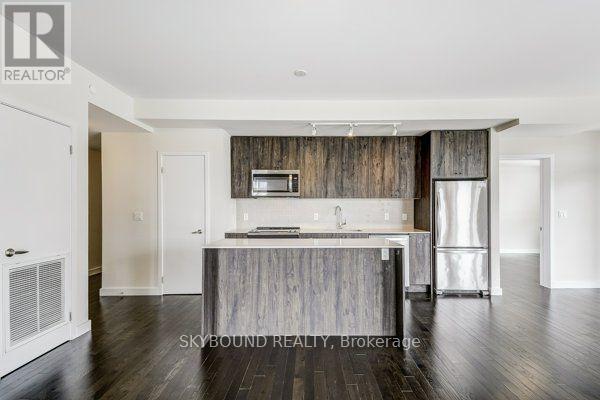 312 - 210 Sabina Drive, Oakville, Ontario  L6H 0W6 - Photo 7 - W13878522
