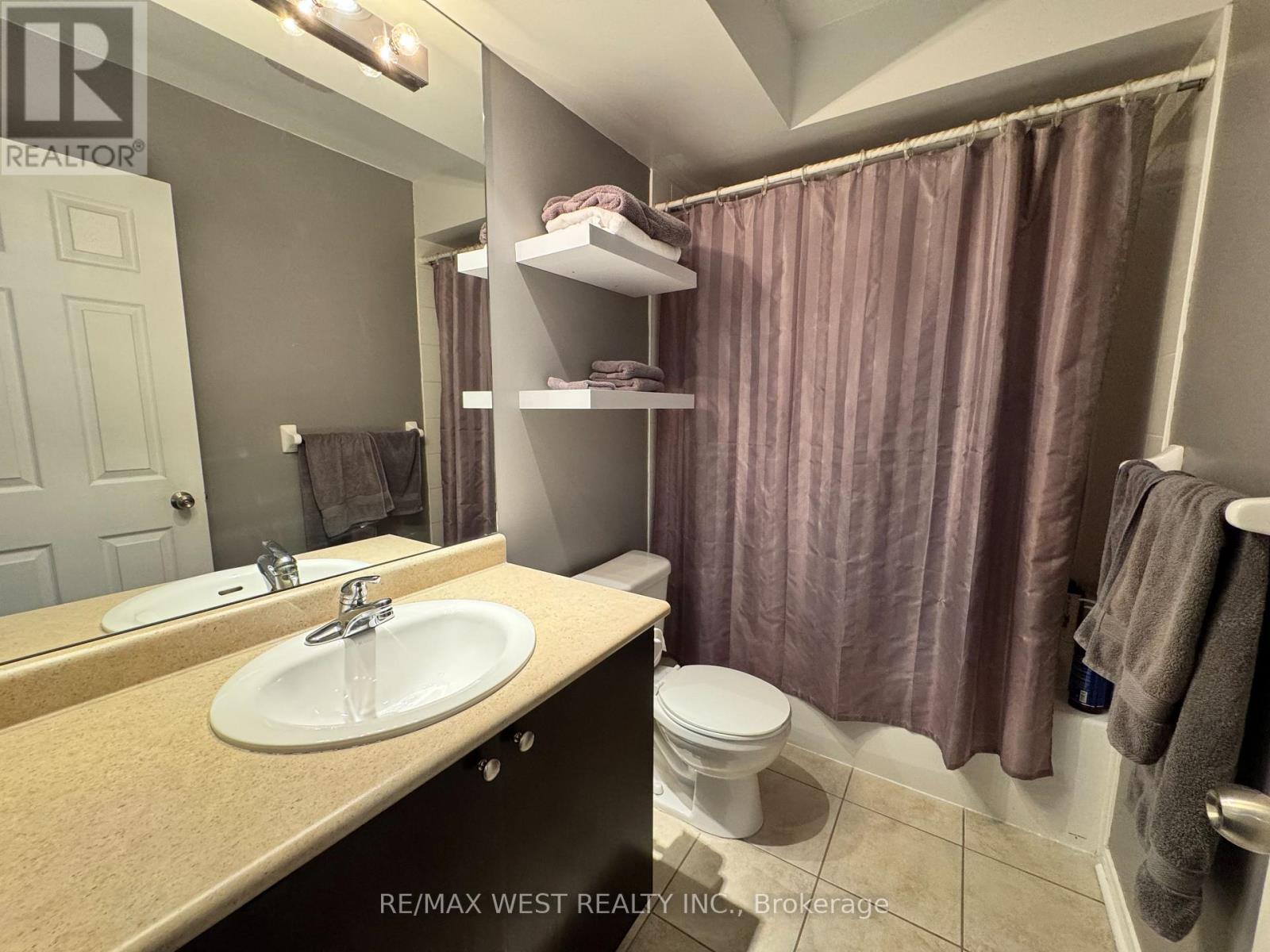136 - 60 Fairwood Circle, Brampton, Ontario  L6R 0Y6 - Photo 20 - W13878534
