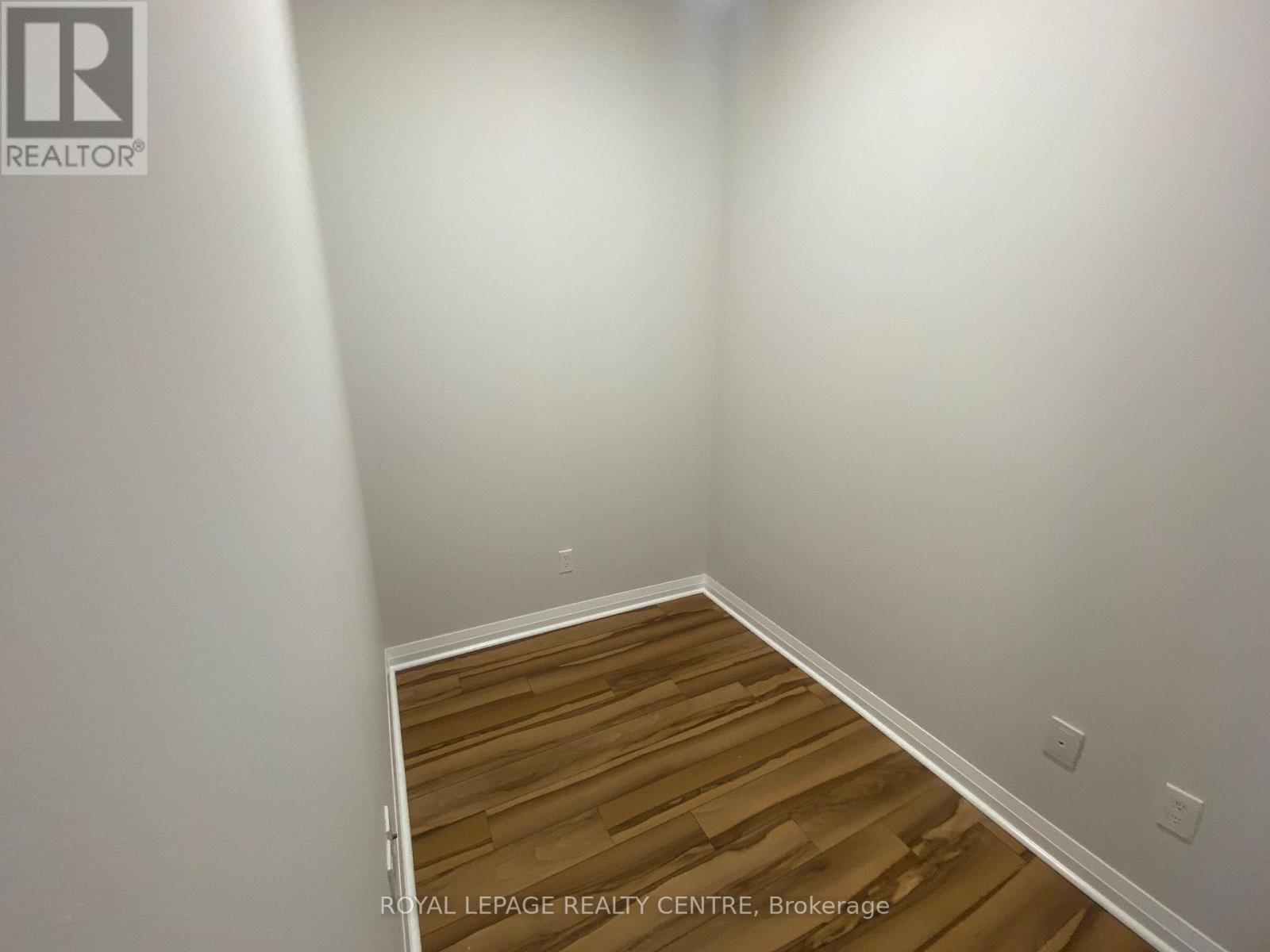 2108 - 55 Eglinton Avenue W, Mississauga, Ontario  L5R 0E4 - Photo 10 - W13878538