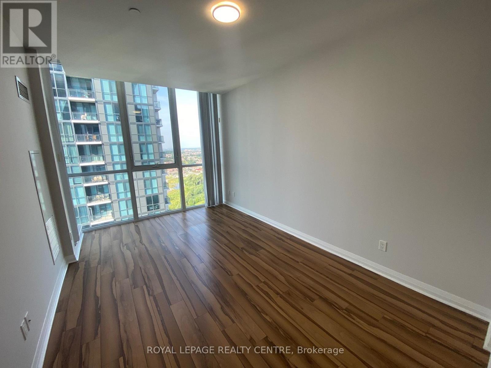 2108 - 55 Eglinton Avenue W, Mississauga, Ontario  L5R 0E4 - Photo 5 - W13878538