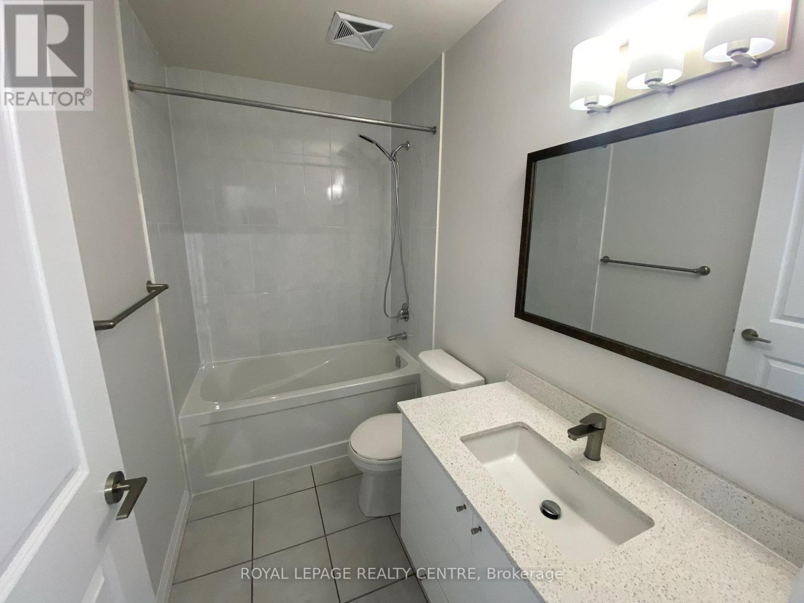 2108 - 55 Eglinton Avenue W, Mississauga, Ontario  L5R 0E4 - Photo 9 - W13878538