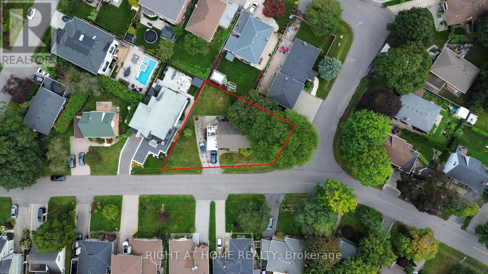 9 Appledale Road, Toronto, Ontario  M9B 5G5 - Photo 10 - W13878544