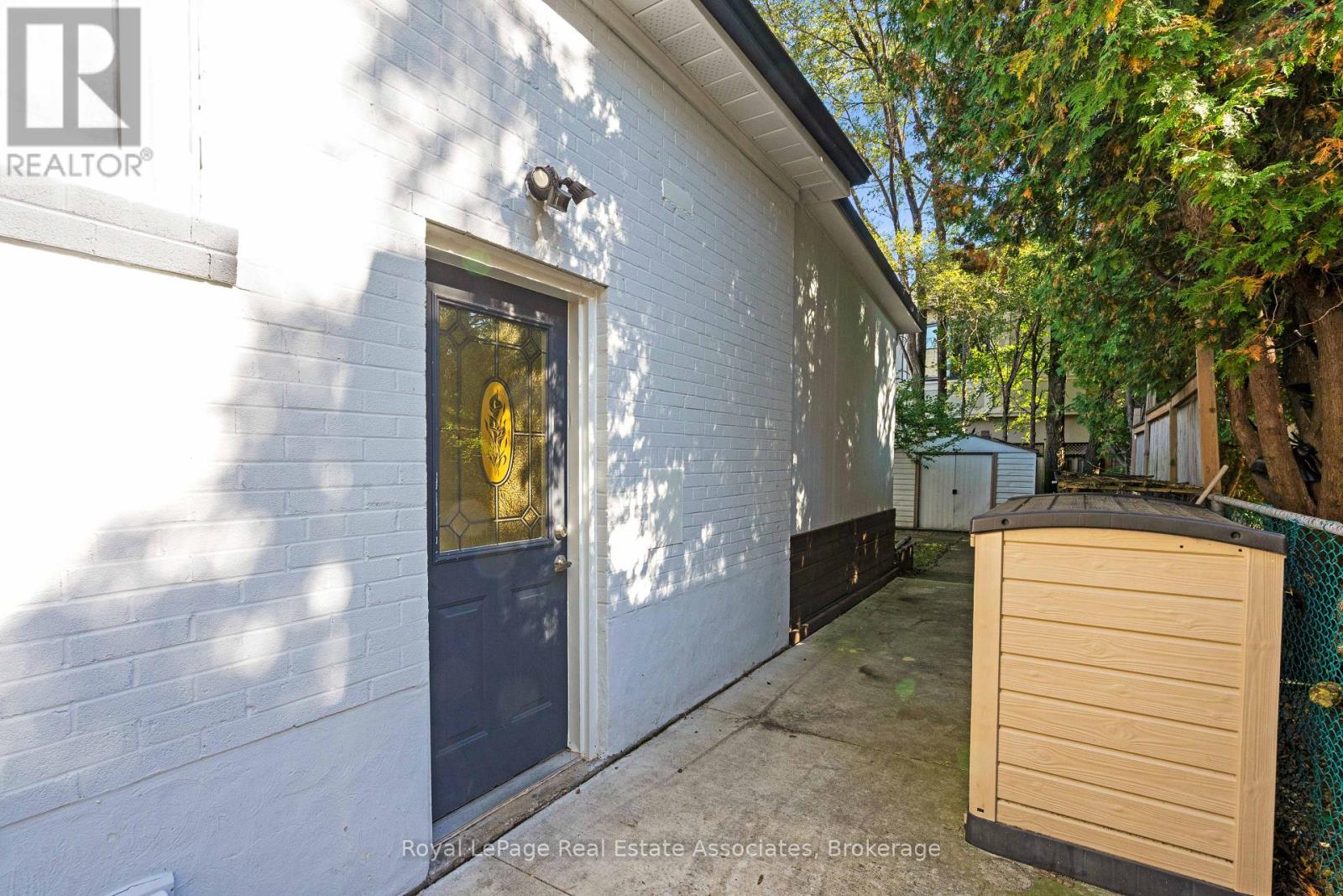 2086 Bridge Road, Oakville, Ontario  L6L 2E9 - Photo 21 - W13878606