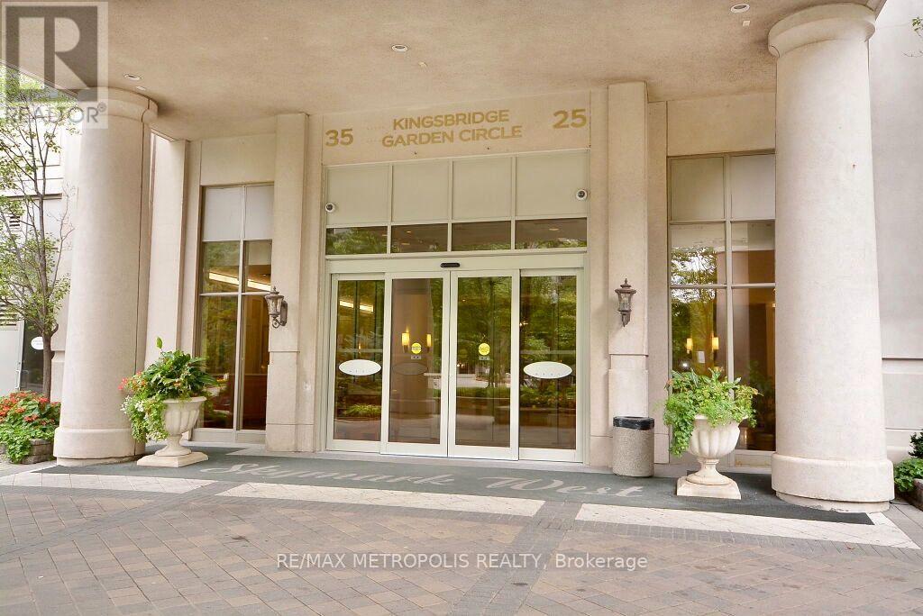 2612 - 25 Kingsbridge Garden Circle, Mississauga, Ontario  L5R 4B1 - Photo 2 - W13878670