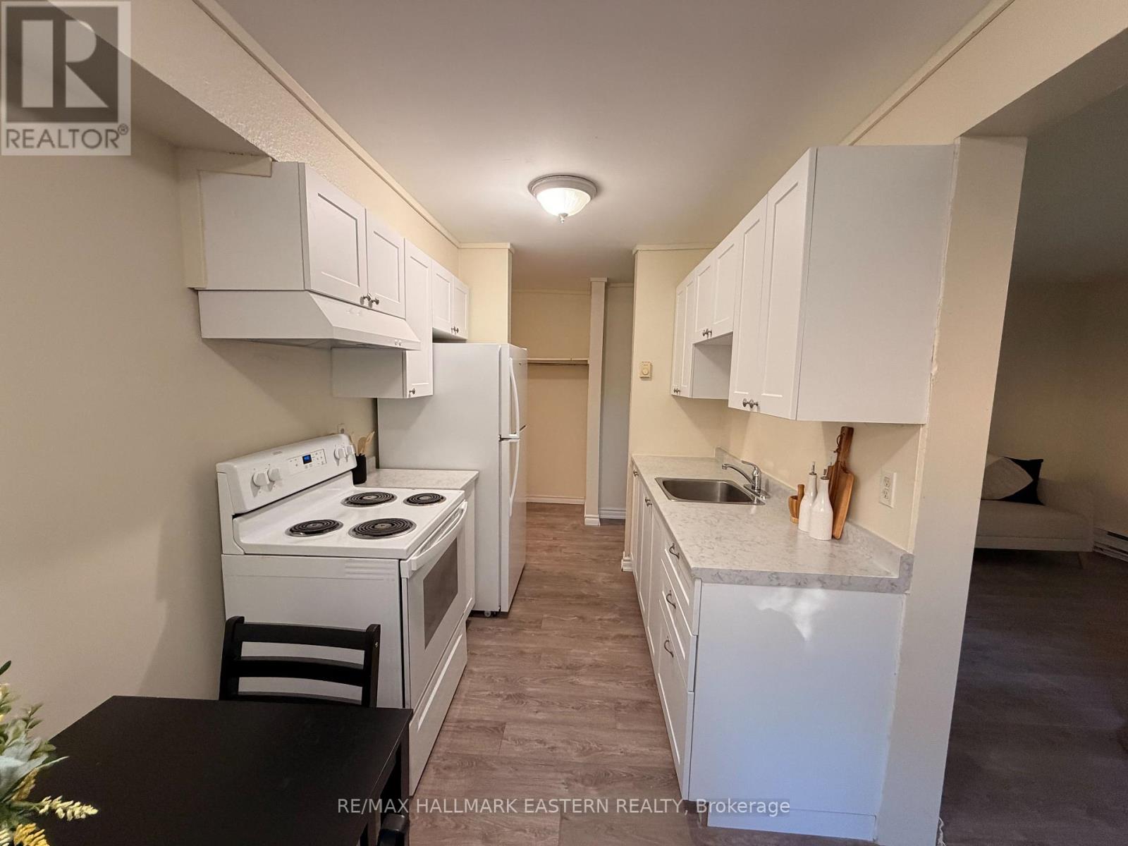 102 - 106 Lansdowne Street, Peterborough, Ontario  K9J 1Y1 - Photo 6 - X13790986