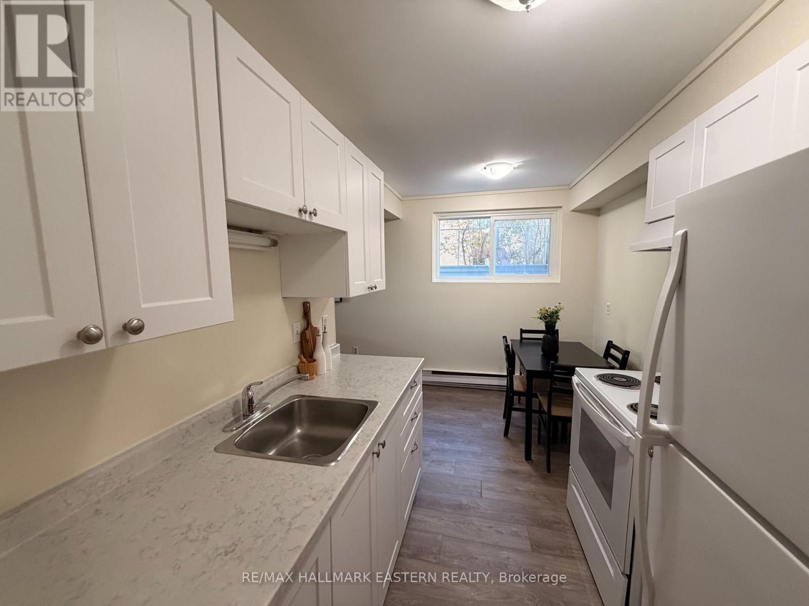 102 - 106 Lansdowne Street, Peterborough, Ontario  K9J 1Y1 - Photo 5 - X13790986