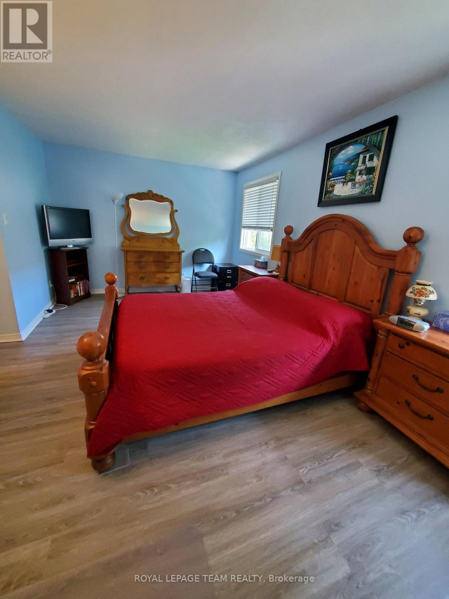 61 Mcgibbon Drive, Ottawa, Ontario  K2L 4A6 - Photo 9 - X13876392