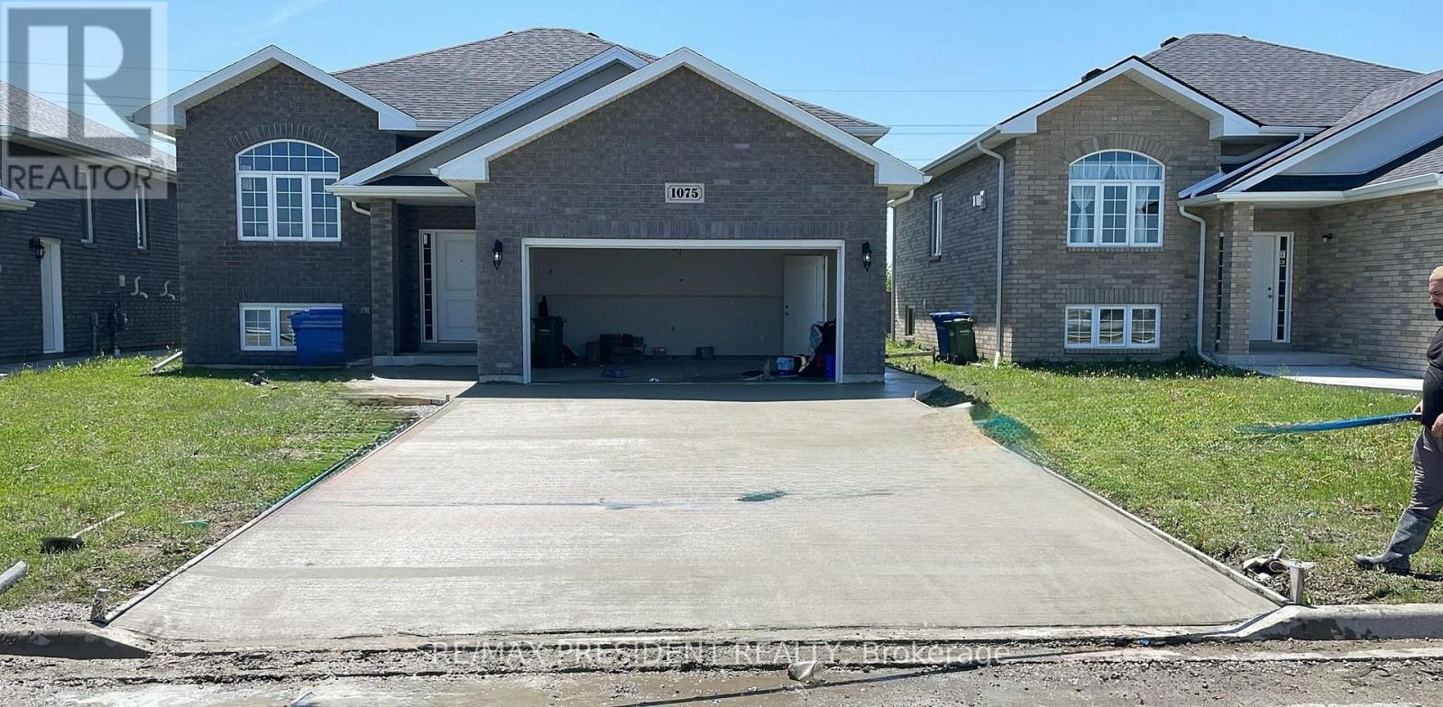 1075 ASPEN RIDGE CRESCENT, lakeshore, Ontario