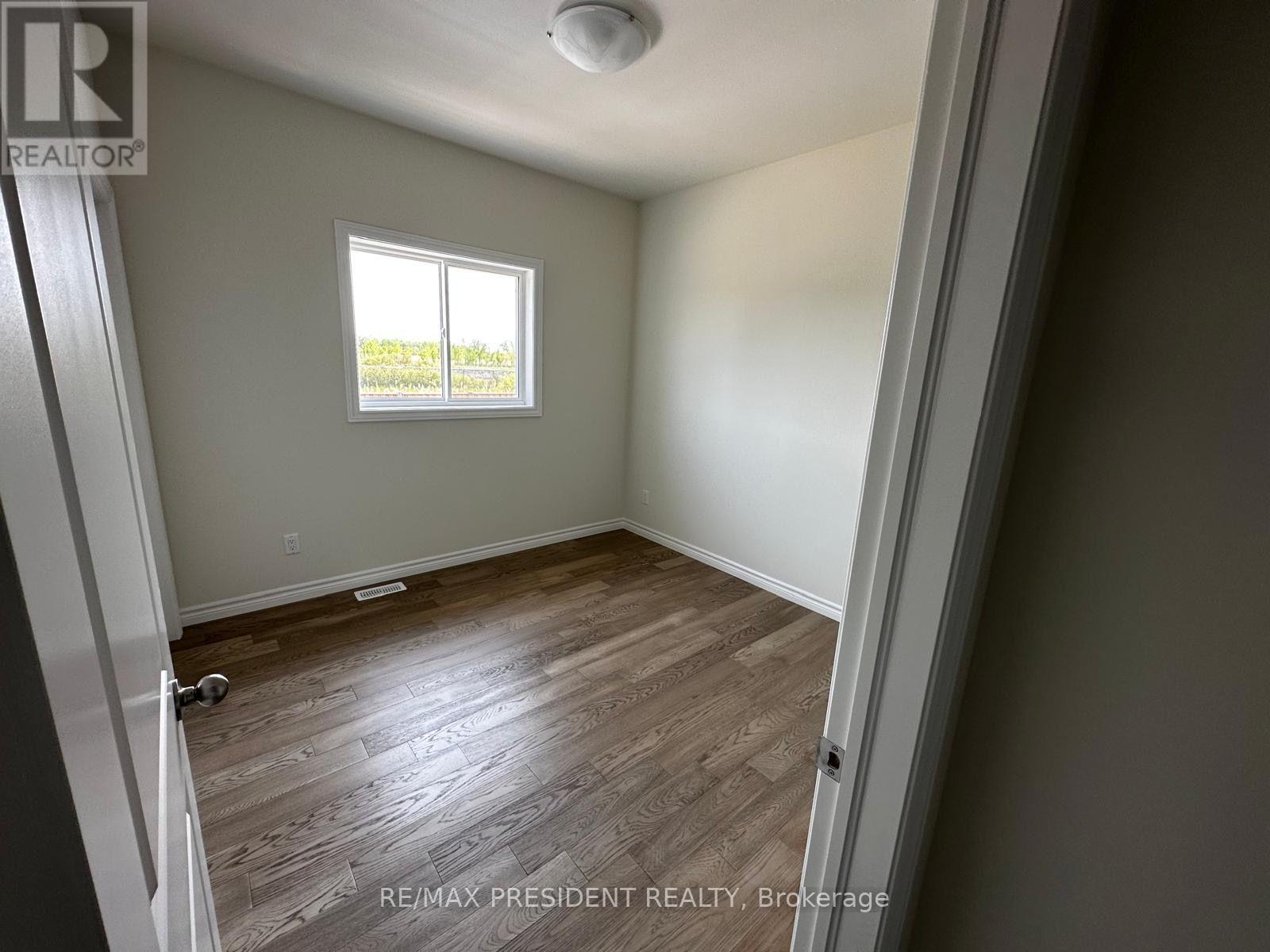 1075 Aspen Ridge Crescent, Lakeshore, Ontario  N8L 1A9 - Photo 10 - X13878566