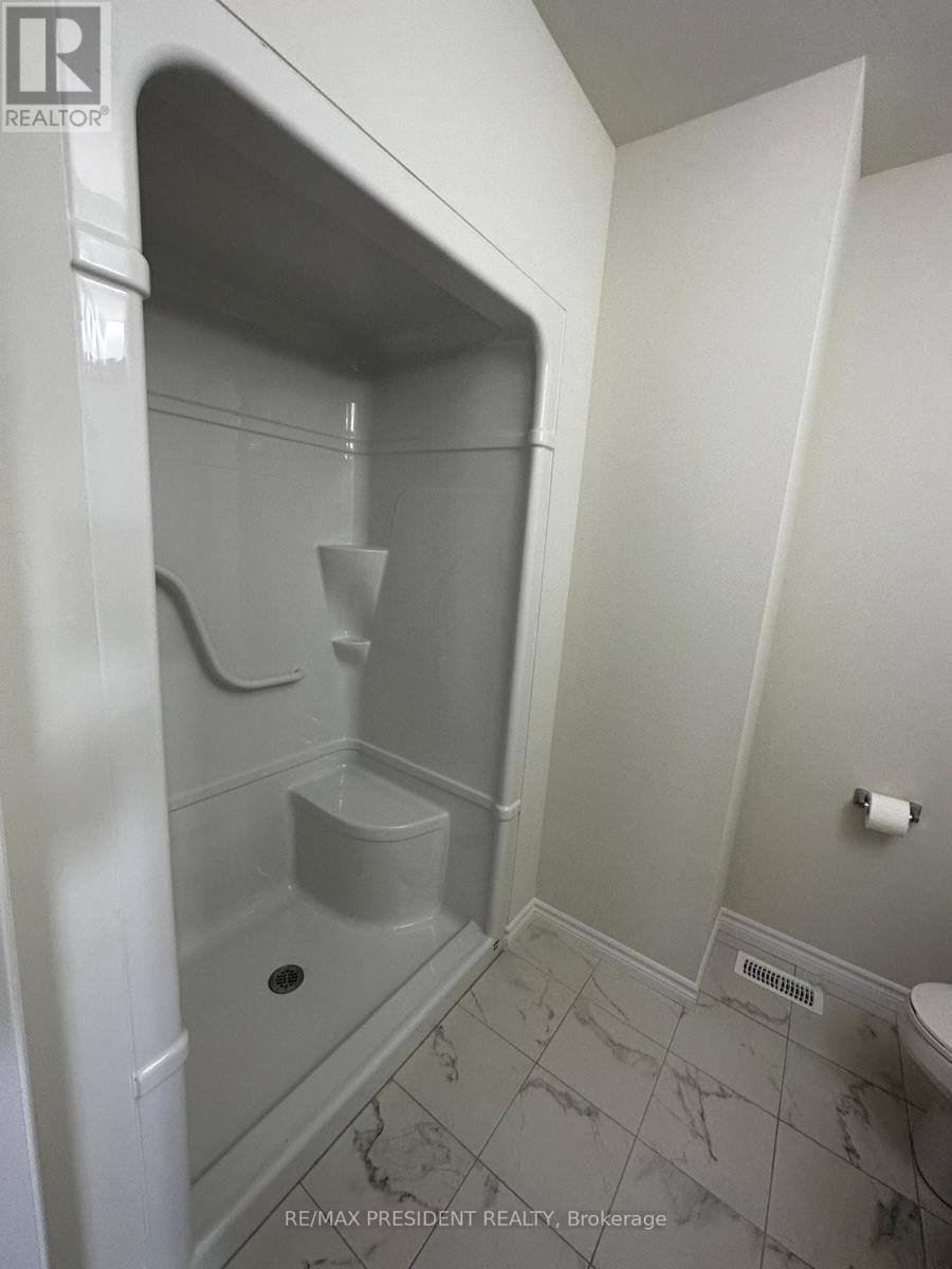 1075 Aspen Ridge Crescent, Lakeshore, Ontario  N8L 1A9 - Photo 5 - X13878566