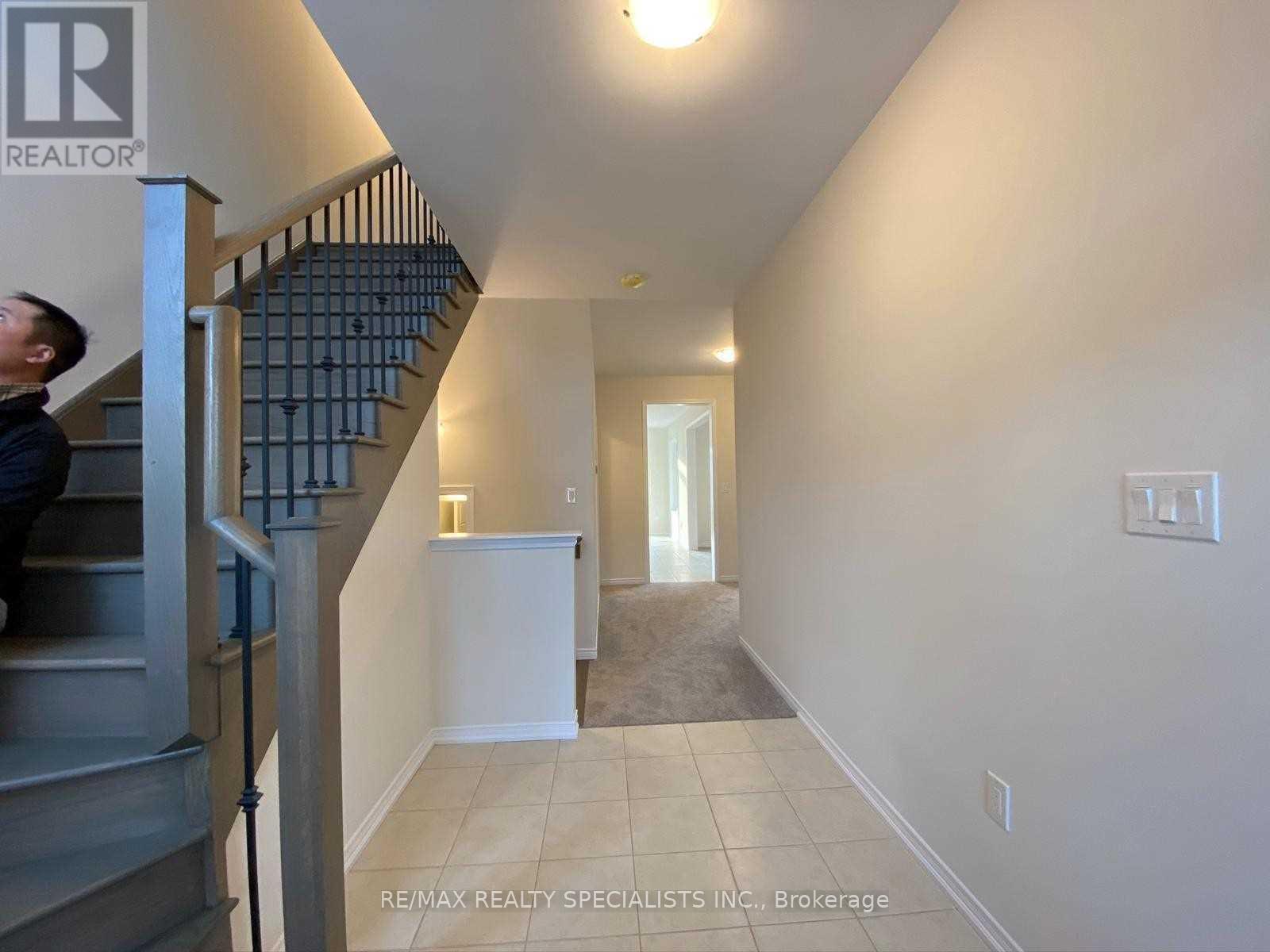 13 Froggy Drive, Thorold, Ontario  L3B 0H1 - Photo 2 - X13878634