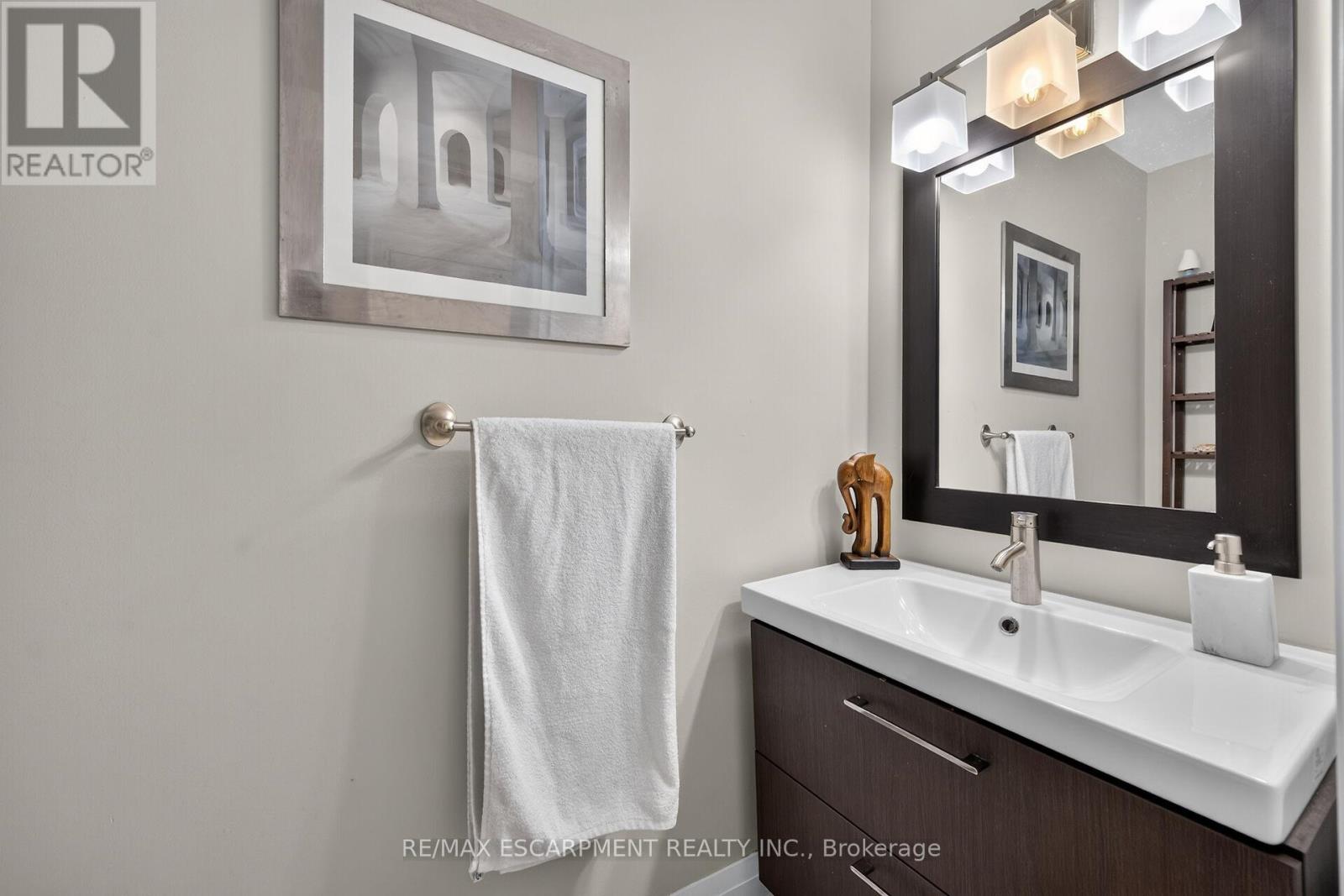 4377 Beverley Crescent, Lincoln (Beamsville), Ontario  L0R 1B6 - Photo 5 - X13878690