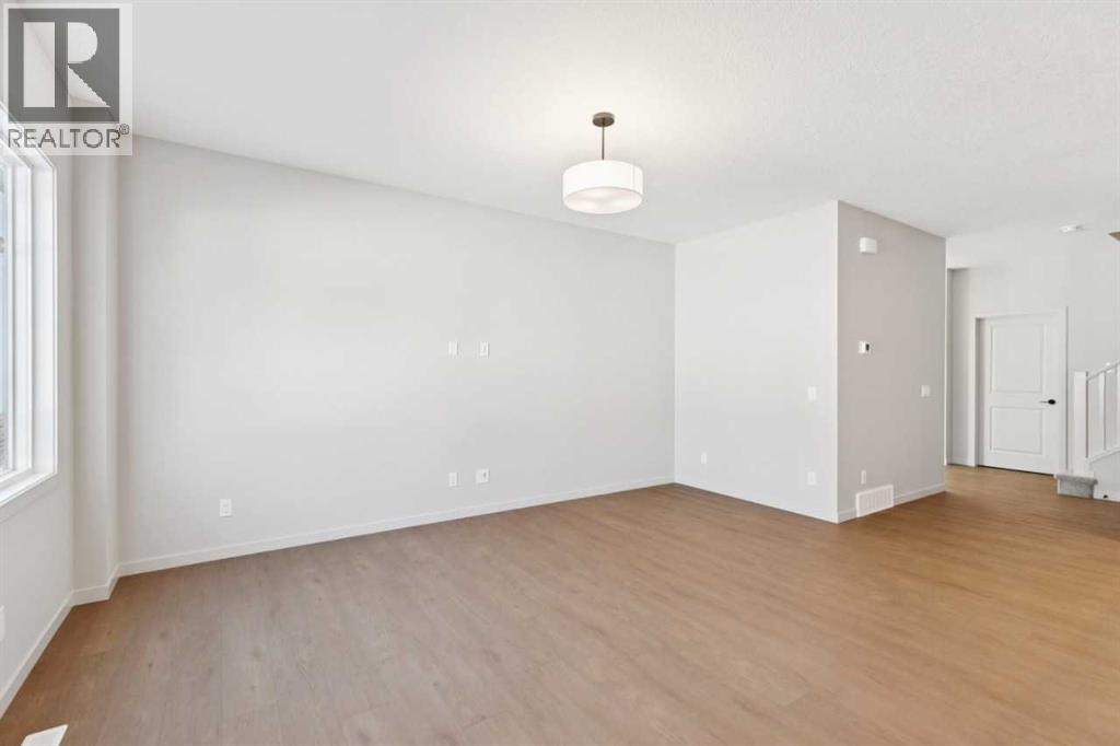 1062 Bayview Crescent SW, Airdrie, Alberta  T4B 5N8 - Photo 14 - A2347635