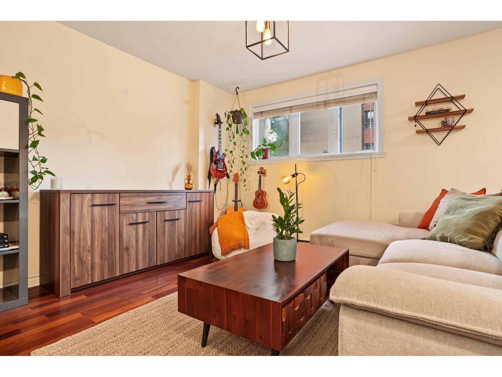 5121 Rue Drolet|#102 Montréal (Le Plateau-Mont-Royal) Quebec Canada H2T2H3 3