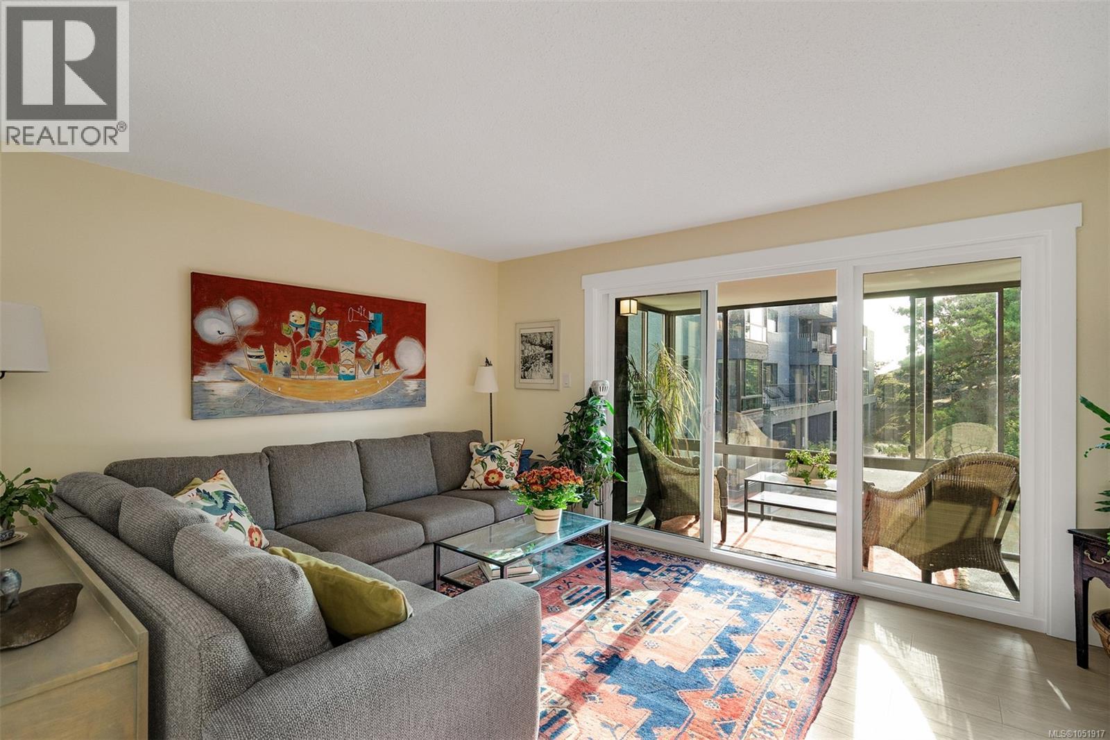 416 1433 Faircliff Lane