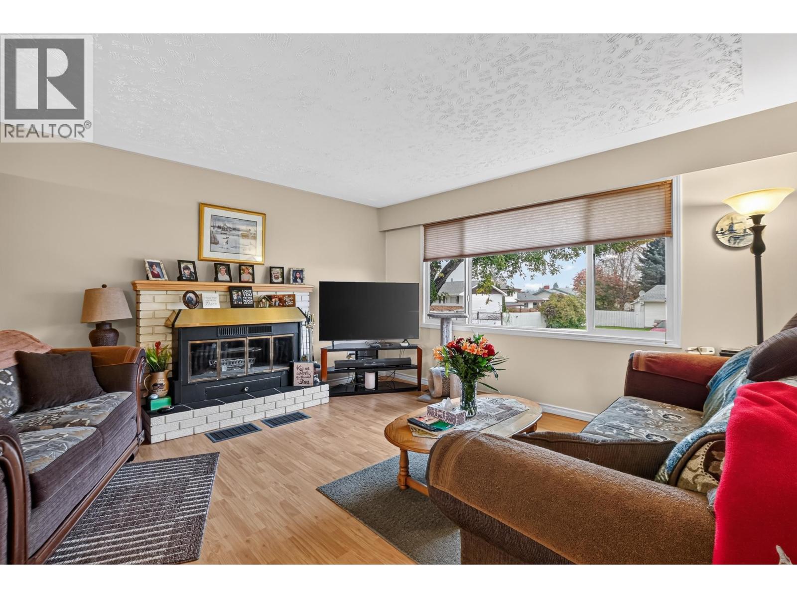 4203 Carrier Avenue, Prince George, British Columbia  V2M 5M8 - Photo 5 - R3173924