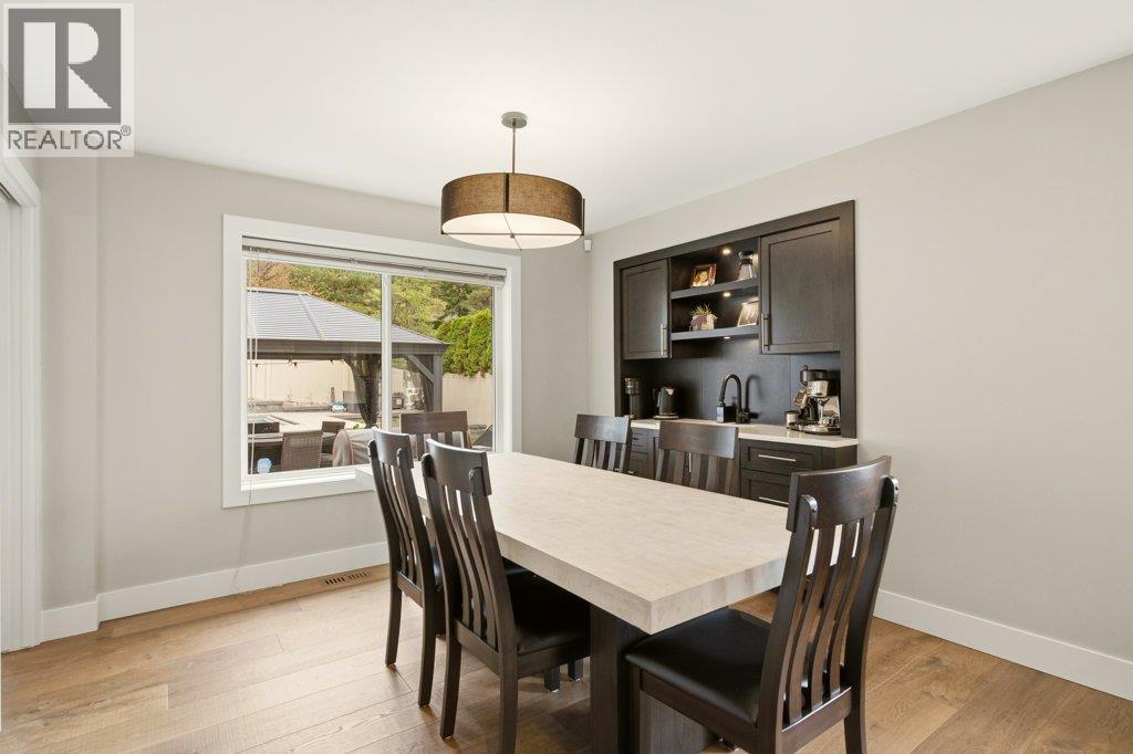 2097 Lillooet Crescent